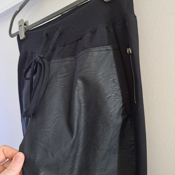SUZY D LDN Blk Faux Leather Mix Ultimate Joggers - Picture 3 of 8